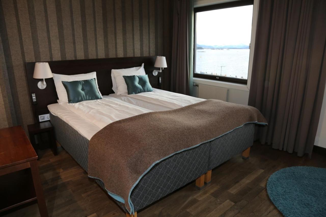 Hotel Four Monkeys Ålesund Exteriér fotografie