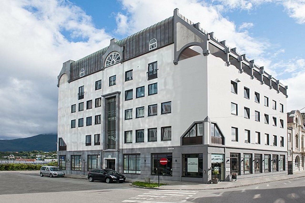 Hotel Four Monkeys Ålesund Exteriér fotografie